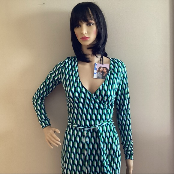 Diane von Furstenberg Women's Midi Wrap Dress NWT Deep V-Neck Long Sleeve Green - Picture 11 of 13